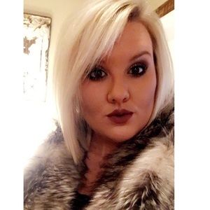 Meet your Posher, Tiffany